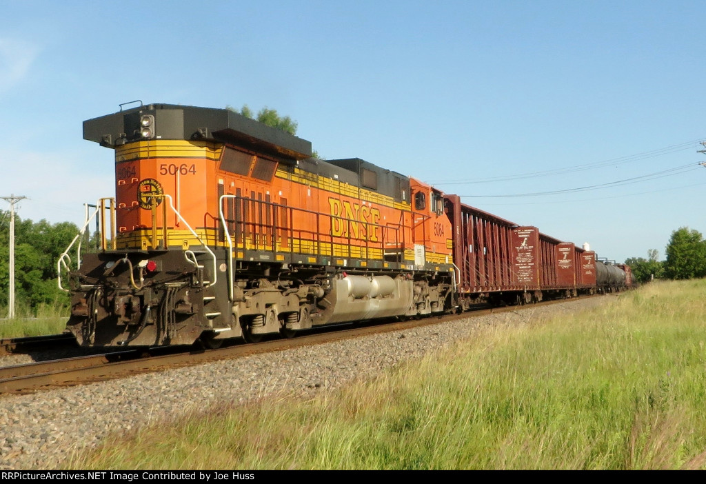 BNSF 5064 DPU